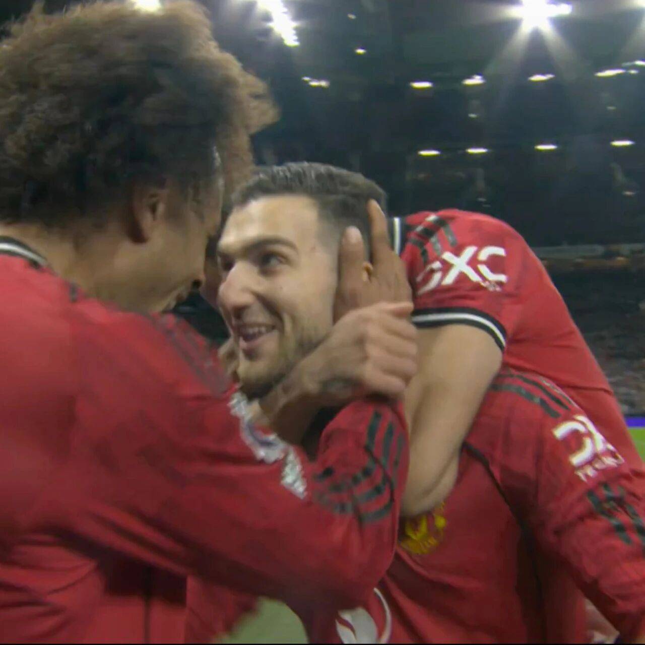 里程碑夜曼联扳平良机;德国杯赛后刷纪录;目标明确;年轻球员得到机会的简单介绍 里程碑夜曼联扳平良机;德国杯赛后刷纪录;目标明确;年轻球员得到机会的简单介绍