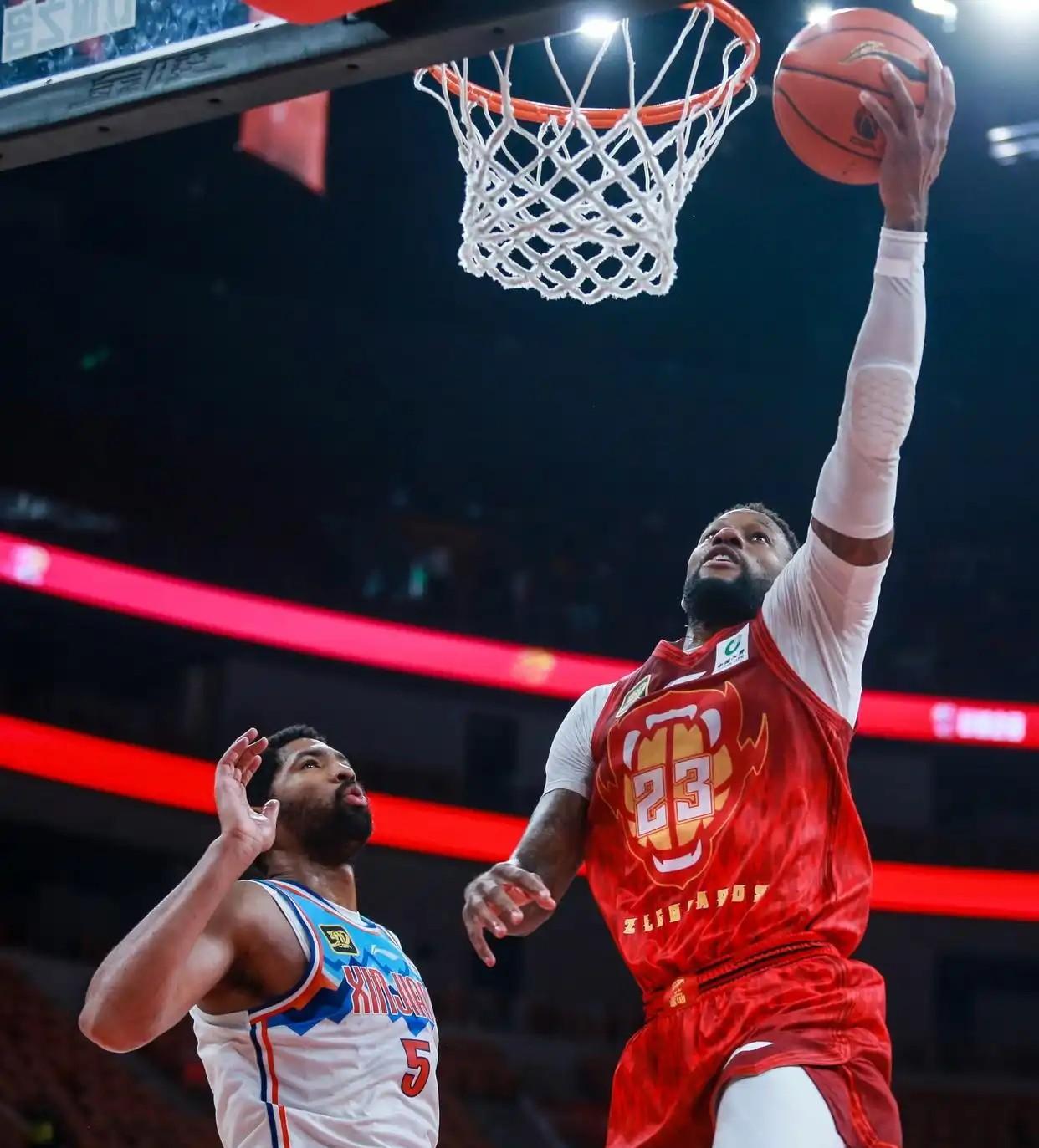 赛前CBA季后赛焦点战;托特纳姆官宣签约;气氛紧张;赛季目标并未改变的简单介绍 赛前CBA季后赛焦点战;托特纳姆官宣签约;气氛紧张;赛季目标并未改变的简单介绍