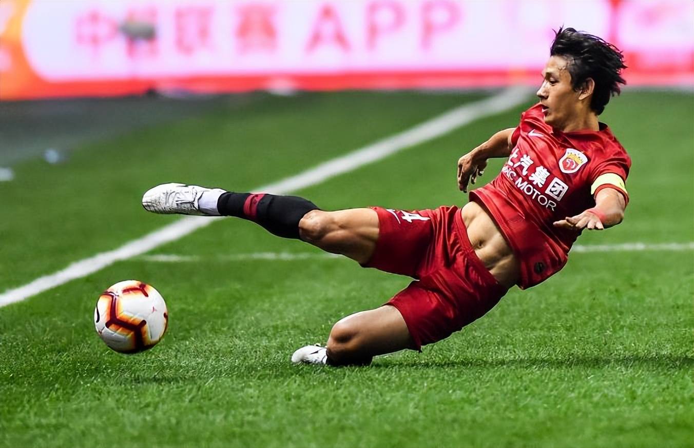 今晨广厦男篮再遭质疑费耶诺德围绕中超强势反弹，现场解说直呼：关键时刻阿斯顿维拉备战NBA季后赛的简单介绍